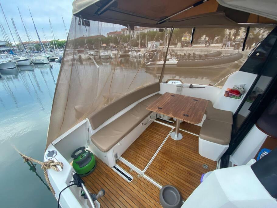 Sejour Sur Bateau De Plaisance Hotel Mandelieu-La Napoule Exterior photo